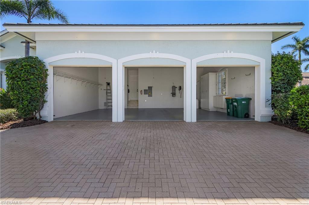 MARCO ISLAND - Residential