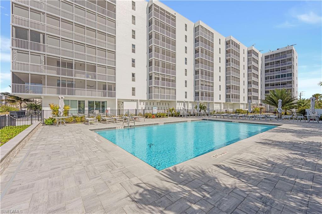 ISLAND REEF CLUB - Residential