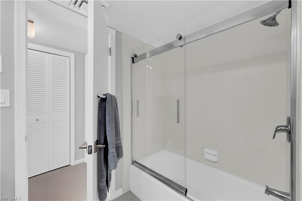 ISLAND REEF CLUB - Residential