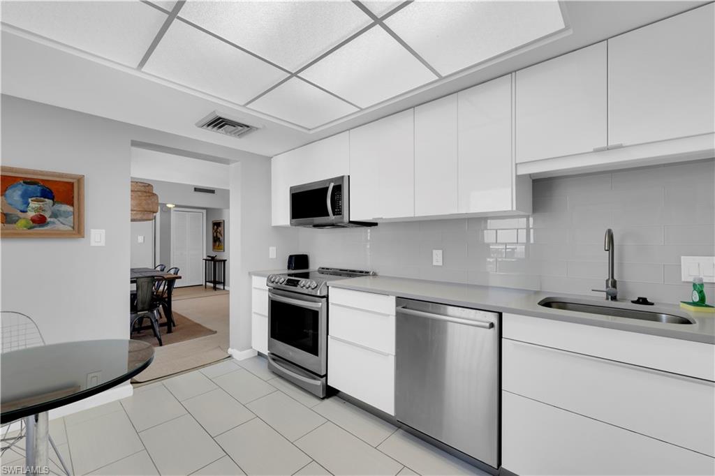 ISLAND REEF CLUB - Residential