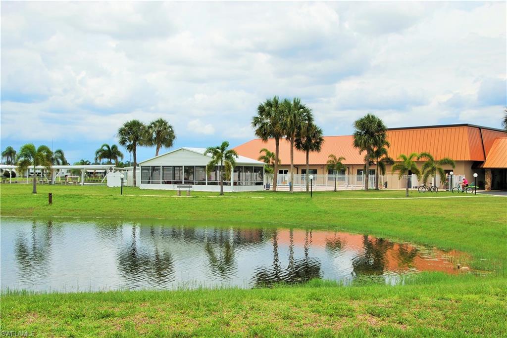 HORIZON VILLAGE - Residential