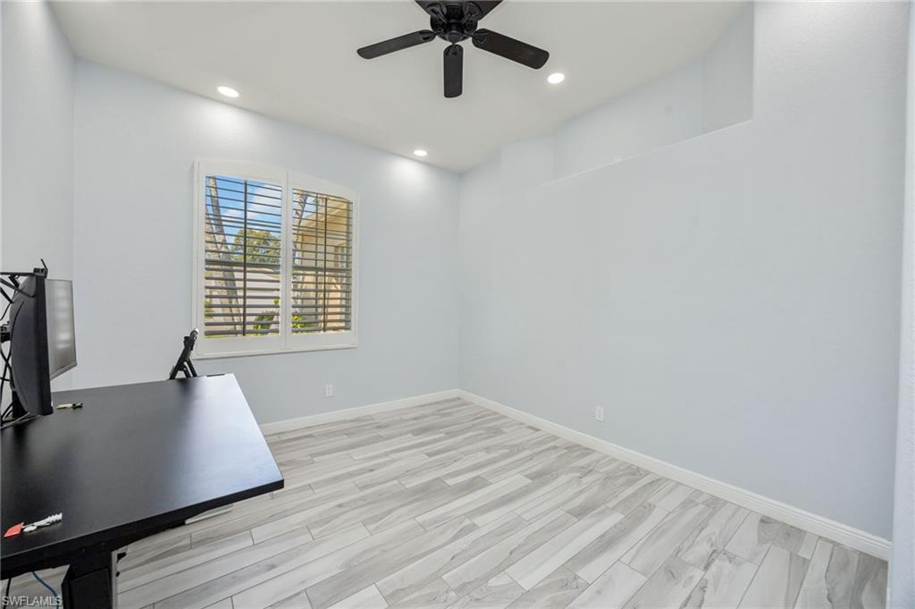 IBIS COVE - Residential