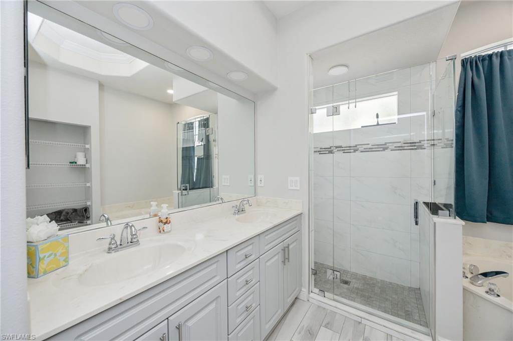 IBIS COVE - Residential