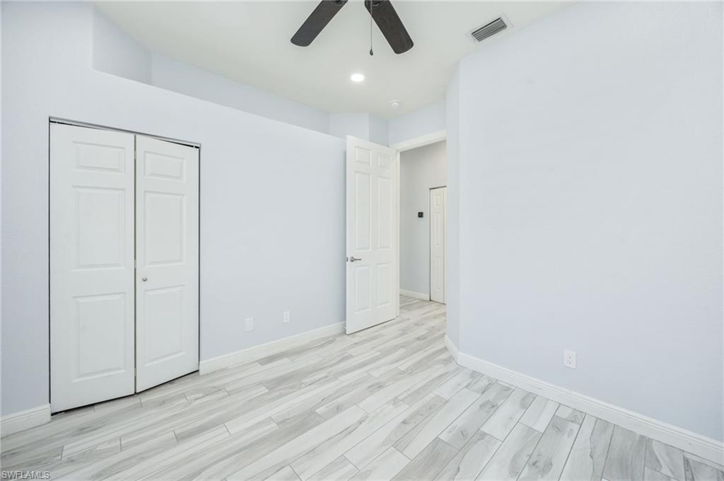 IBIS COVE - Residential