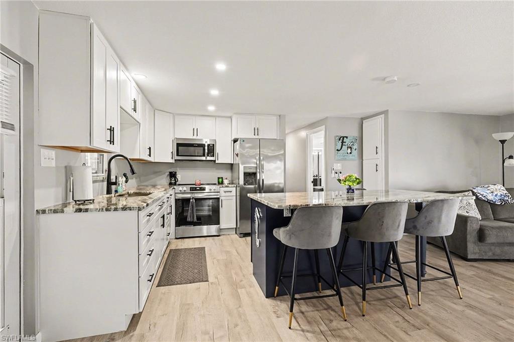 BAYSIDE ESTATES - Residential