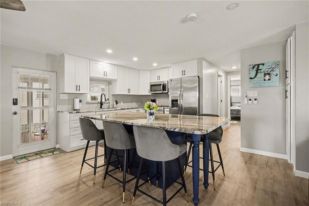 BAYSIDE ESTATES - Residential