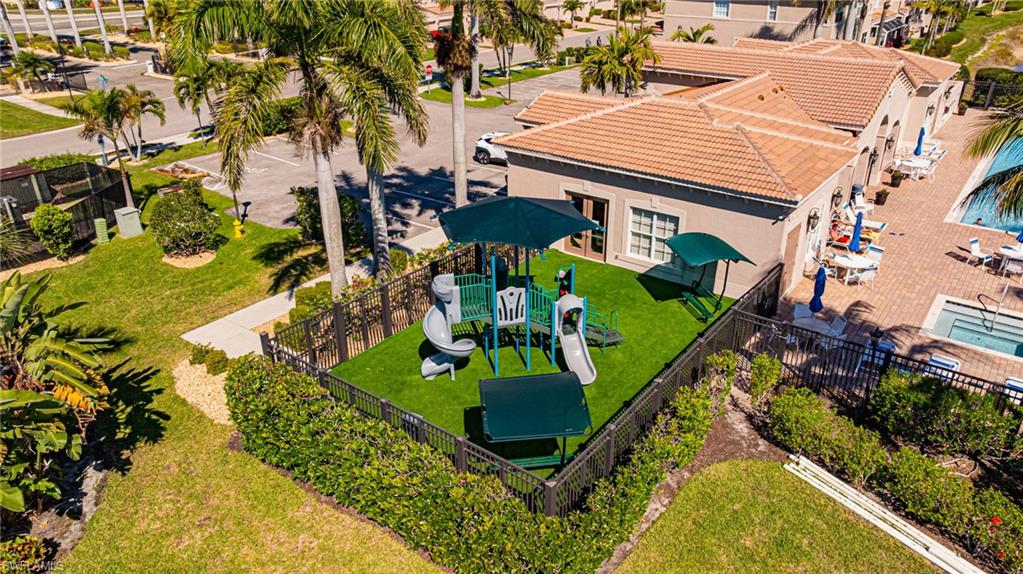 TOWNHOMES OF SAN SIMEON - Residential