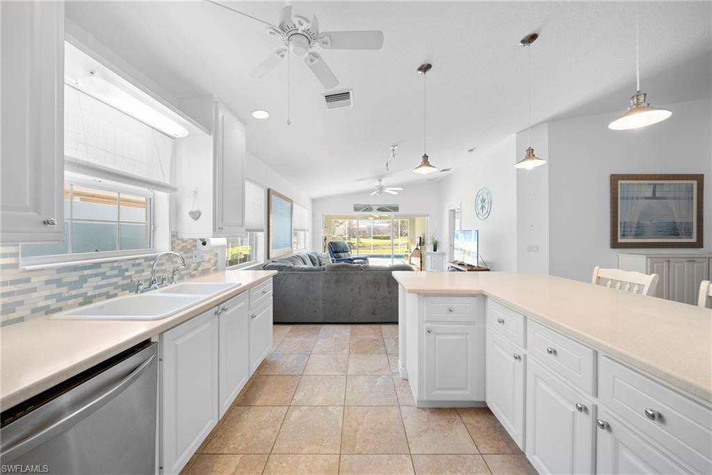 VILLAGE WALK OF BONITA SPRINGS - Residential