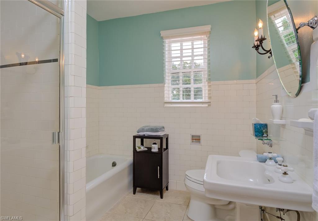 YORK MANOR - Residential