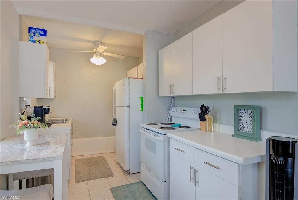 YORK MANOR - Residential