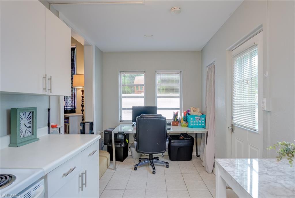 YORK MANOR - Residential