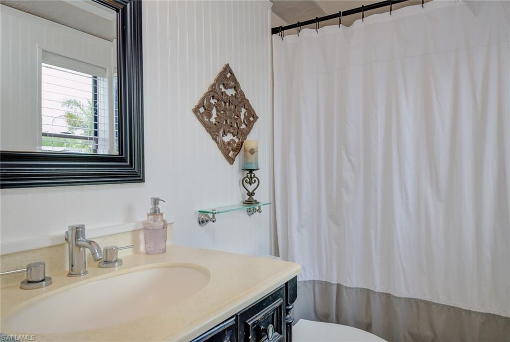 YORK MANOR - Residential