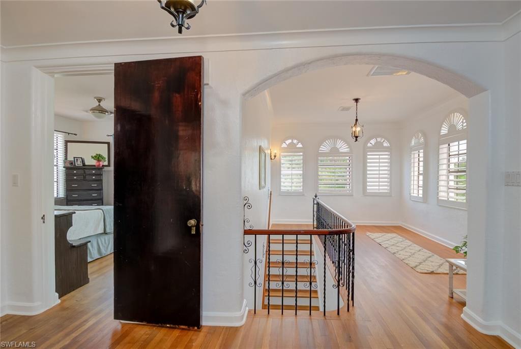 YORK MANOR - Residential