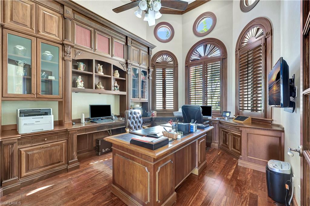 BAY LAUREL ESTATES - Residential