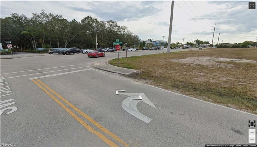 C1-D zoned corner commercial lot on major road in Cape Coral, close to residential areas, shoppes and restaurants, buyer is due diligence, as-is