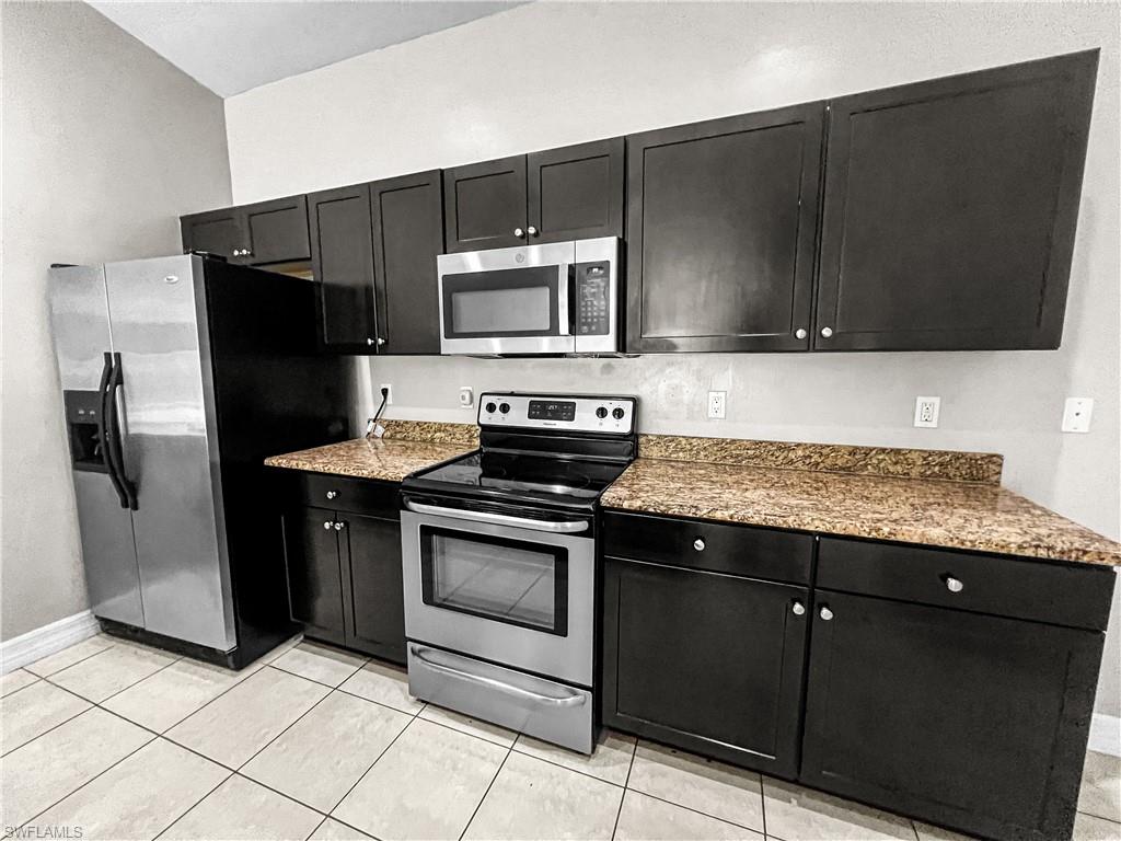 CAPE CORAL - Residential Lease