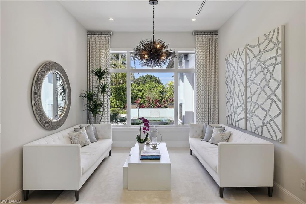 MOORINGS - Residential