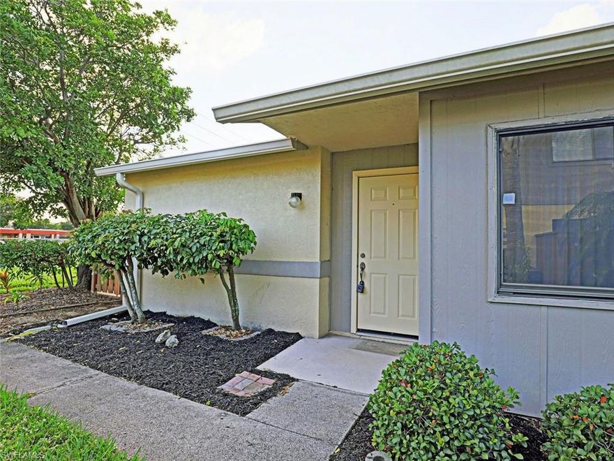 Rarely available one-bedroom, one-bathroom condo in the centrally located community of Cedarbend boasts an upgraded kitchen with full appliances and spacious living area with tile flooring throughout. Notable features include ample closet space with mirrored sliding doors in the master-bedroom, in unit washer/dryer, and plenty of natural lighting throughout the unit from the sliding glass doors in the living room and master which lead out to your own private 16'x23' courtyard.