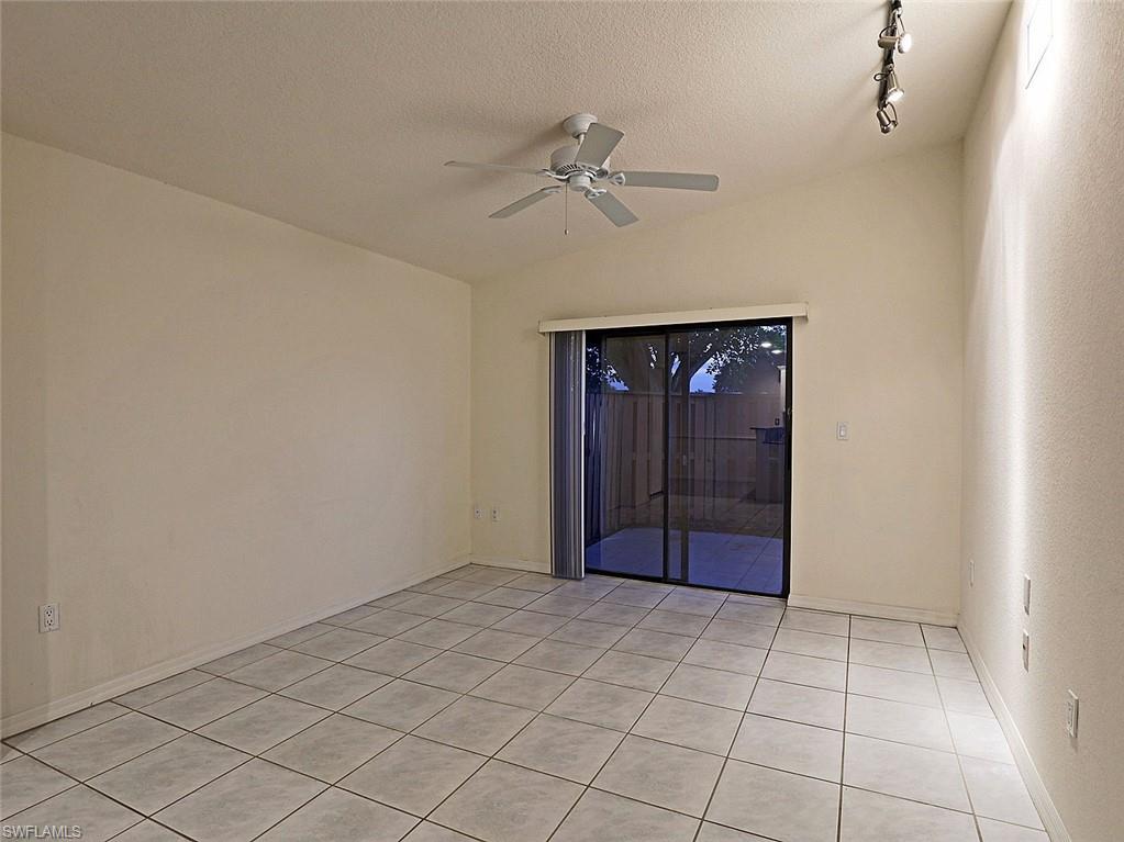 VILLAGE OF CEDARBEND - Residential Lease