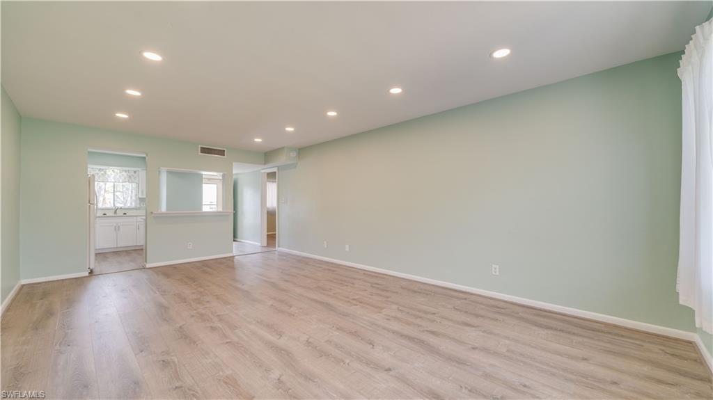 GOLF VIEW APTS CONDOMINIUM - Residential Lease