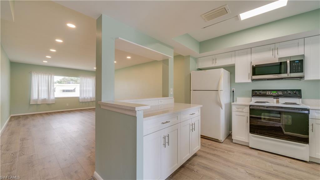 GOLF VIEW APTS CONDOMINIUM - Residential Lease