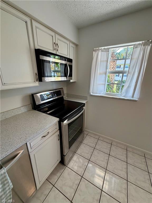 POINCIANA CONDO - Residential