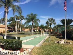 ROYAL WOODS - Residential