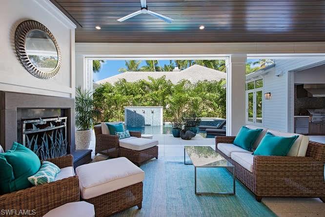 OLDE NAPLES - Residential