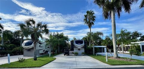 1678 Diamond Lake CIR NAPLES FL 34114