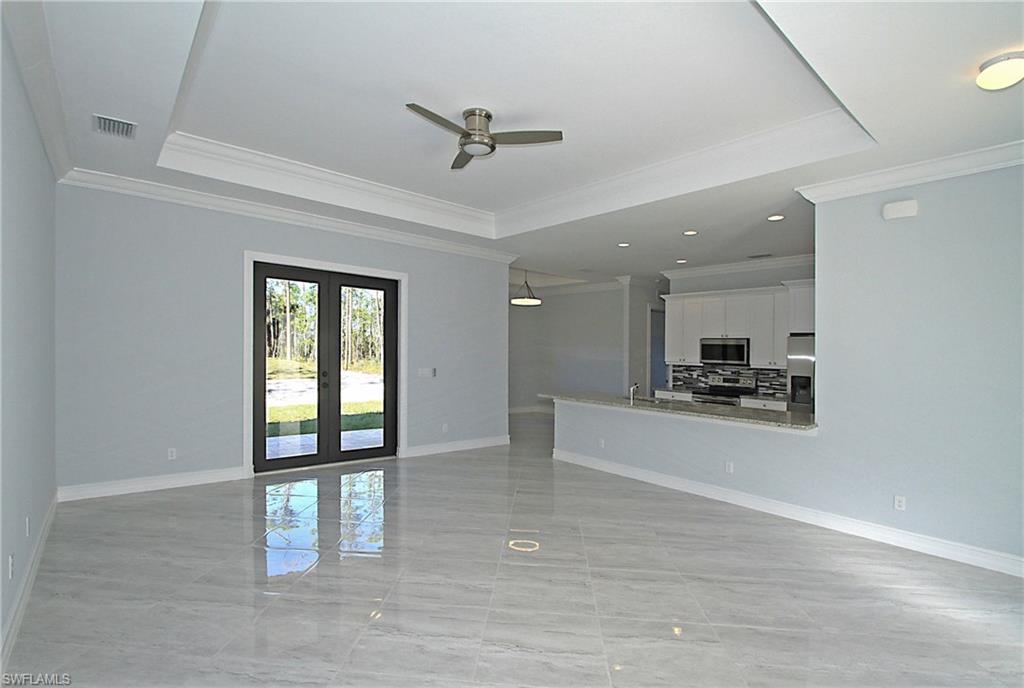 GOLDEN GATE ESTATES - Residential