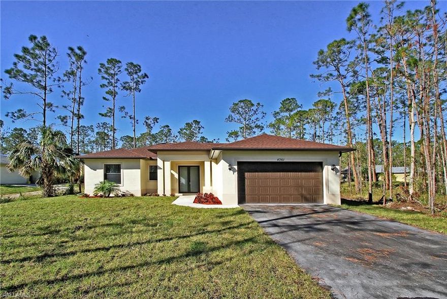 BRAND NEW Construction. PLEASE LOOK AT THE VIRTUAL TOUR LINK FOR MORE PHOTOS. Home will be completed by 7/31/2018. Best priced in the area. Make sure you come see this beautiful NEW home before its GONE...  Picture is from a similar home that was just completed, LOOK AT THE VIRTUAL TOUR LINK FOR MORE PHOTOS.