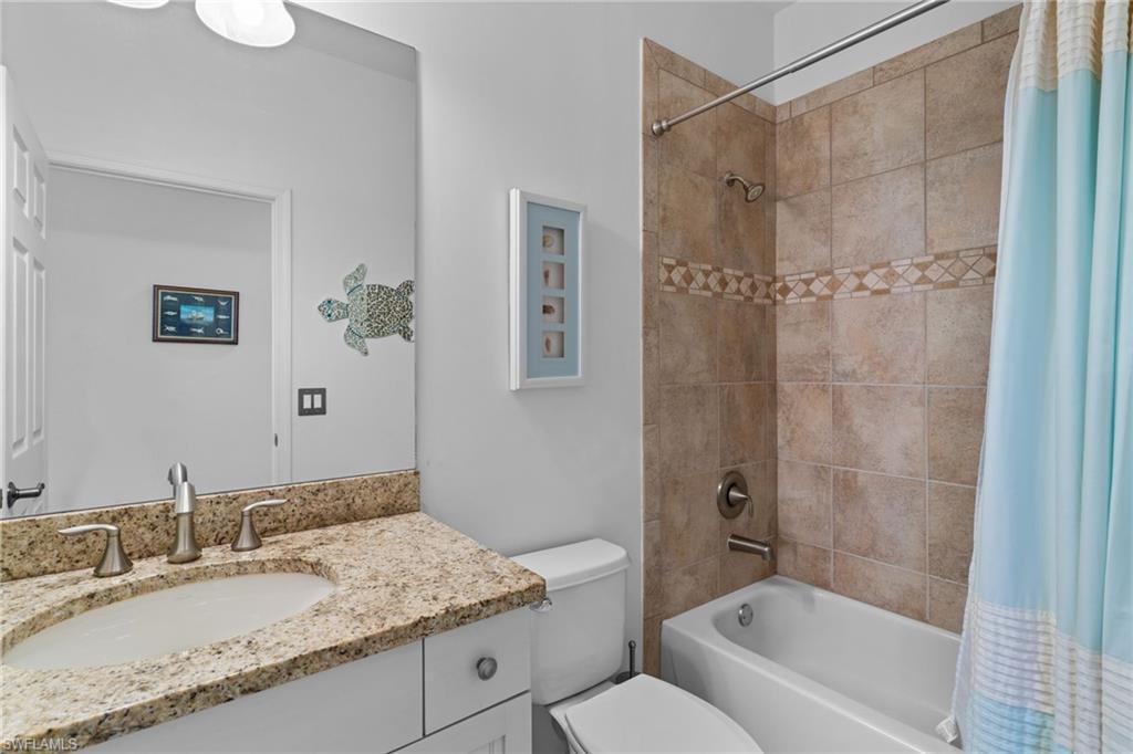 ALDEN WOODS - Residential