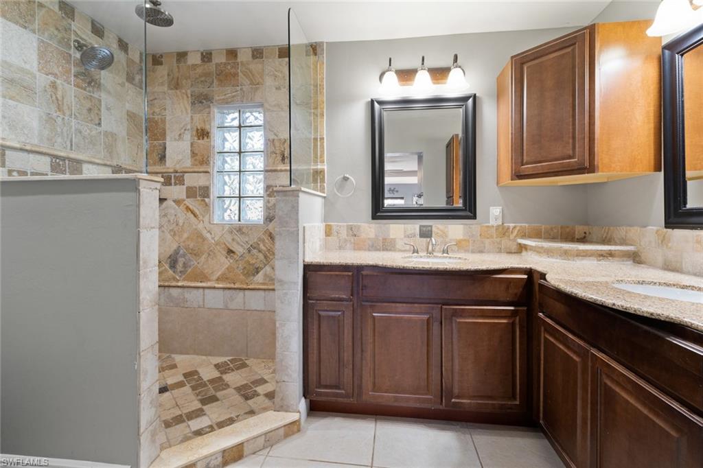 MCGREGOR GROVES - Residential