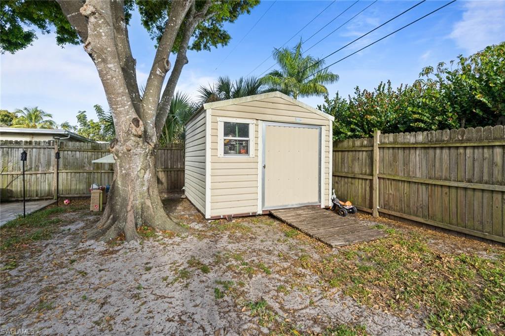 MCGREGOR GROVES - Residential