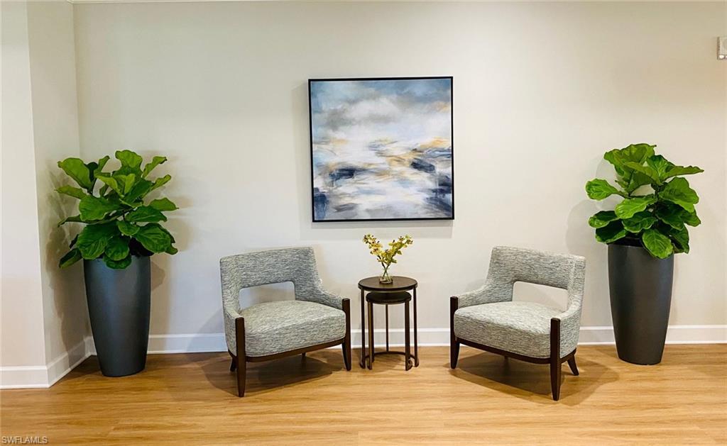 ANDOVER SQUARE - Residential