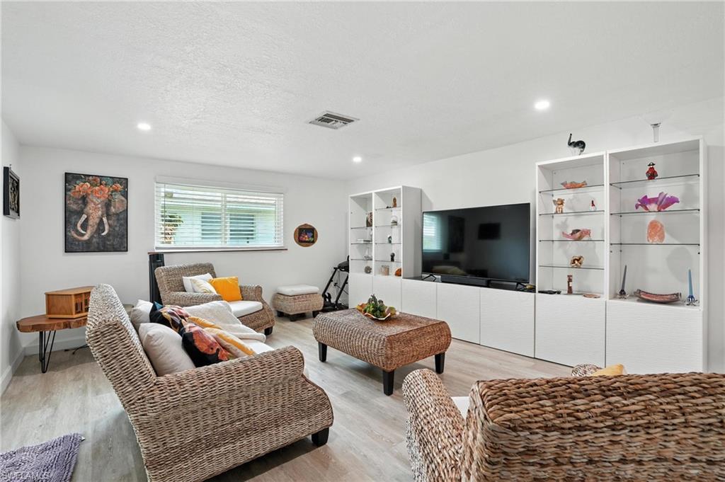 POINCIANA VILLAGE - Residential