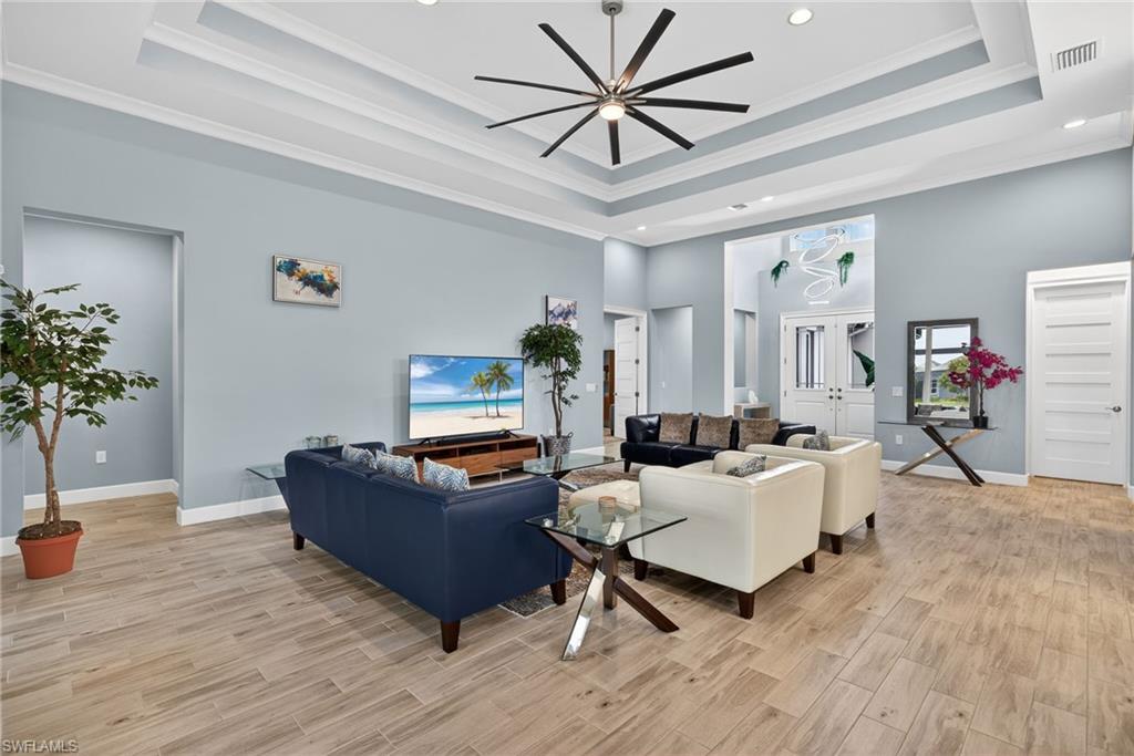 ISLES OF COLLIER PRESERVE - Residential