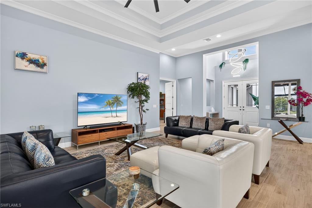 ISLES OF COLLIER PRESERVE - Residential