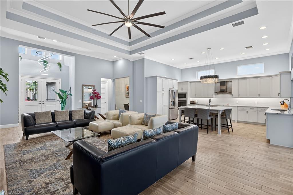 ISLES OF COLLIER PRESERVE - Residential