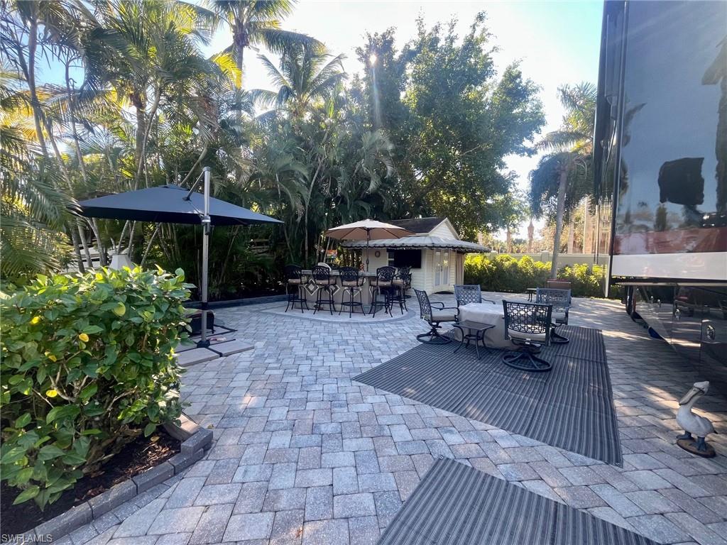 PELICAN LAKE RV RESORT - Land