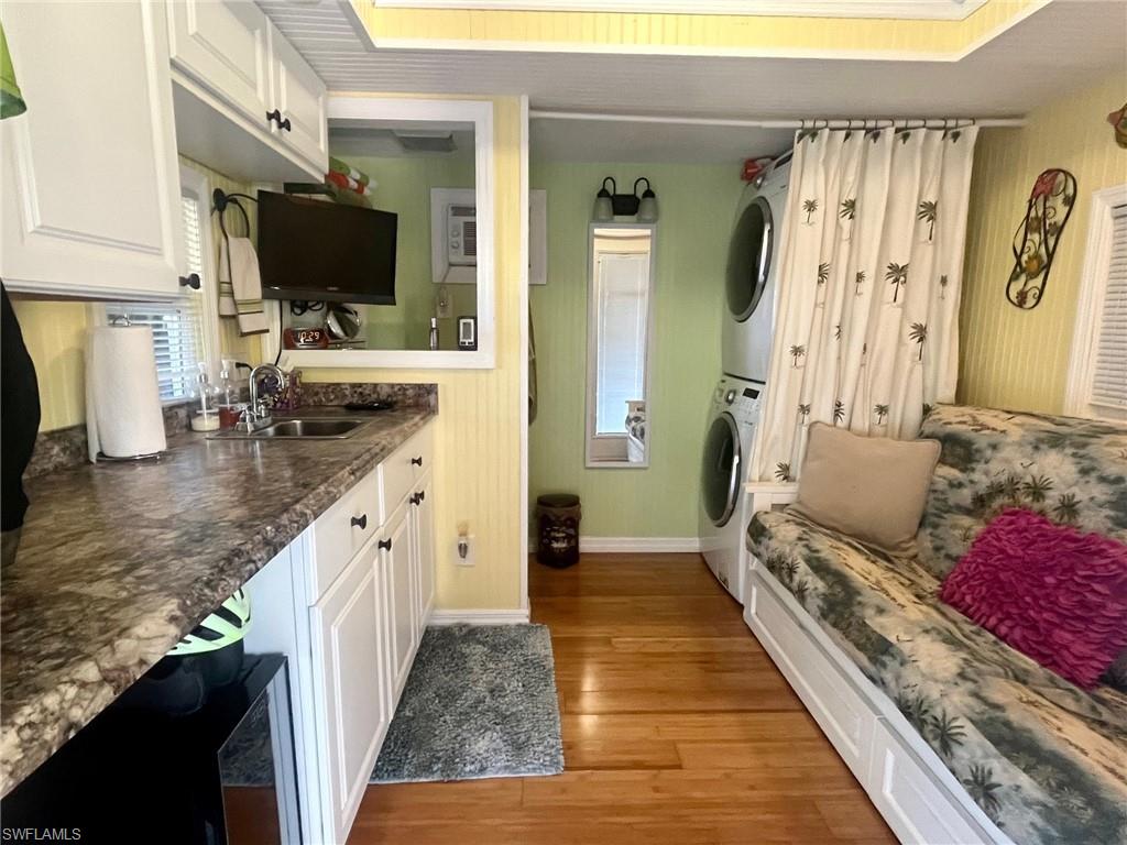 PELICAN LAKE RV RESORT - Land