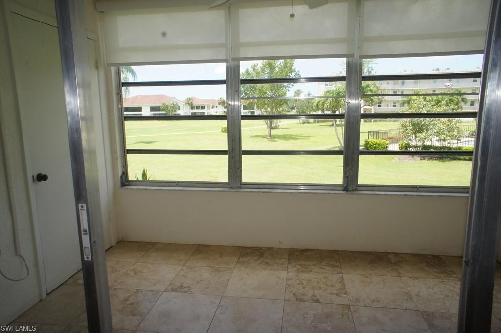 SEVEN LAKES - Residential