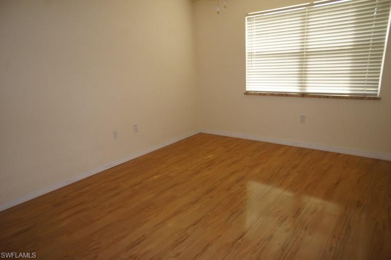 SEVEN LAKES - Residential