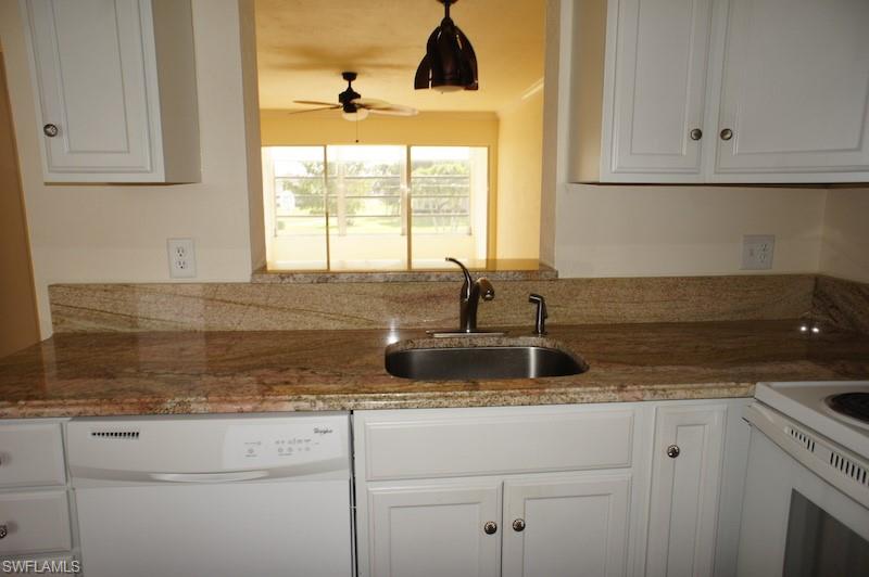 SEVEN LAKES - Residential