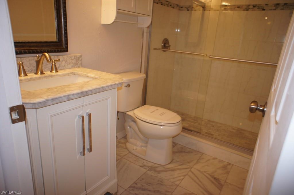 SEVEN LAKES - Residential