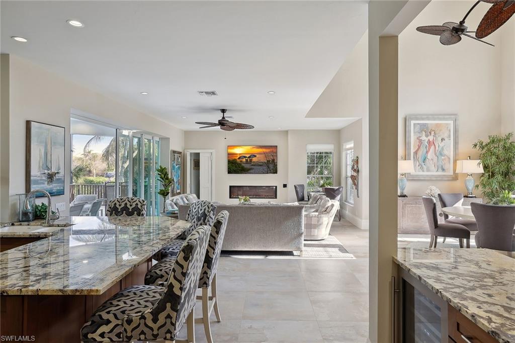 HIDEAWAY BEACH - Residential