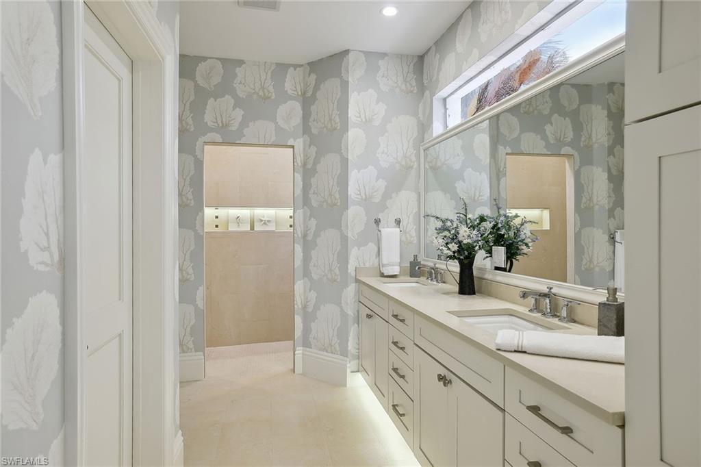 HIDEAWAY BEACH - Residential