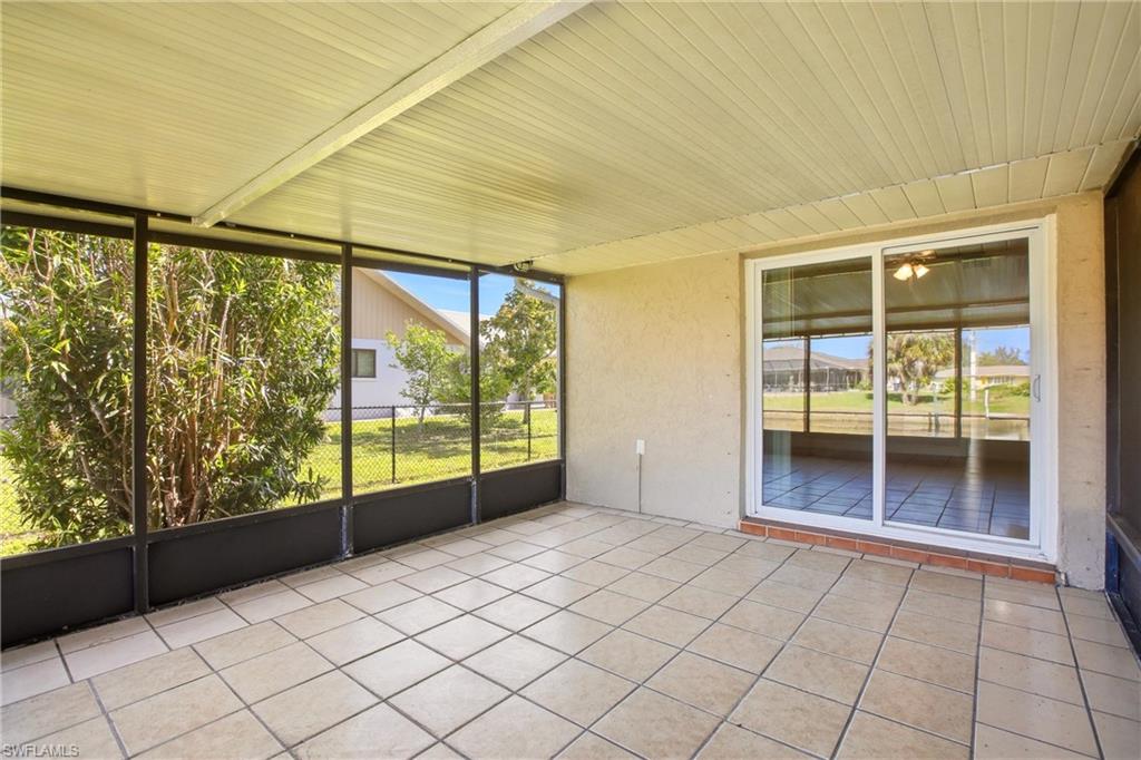 FORT MYERS SHORES - Residential