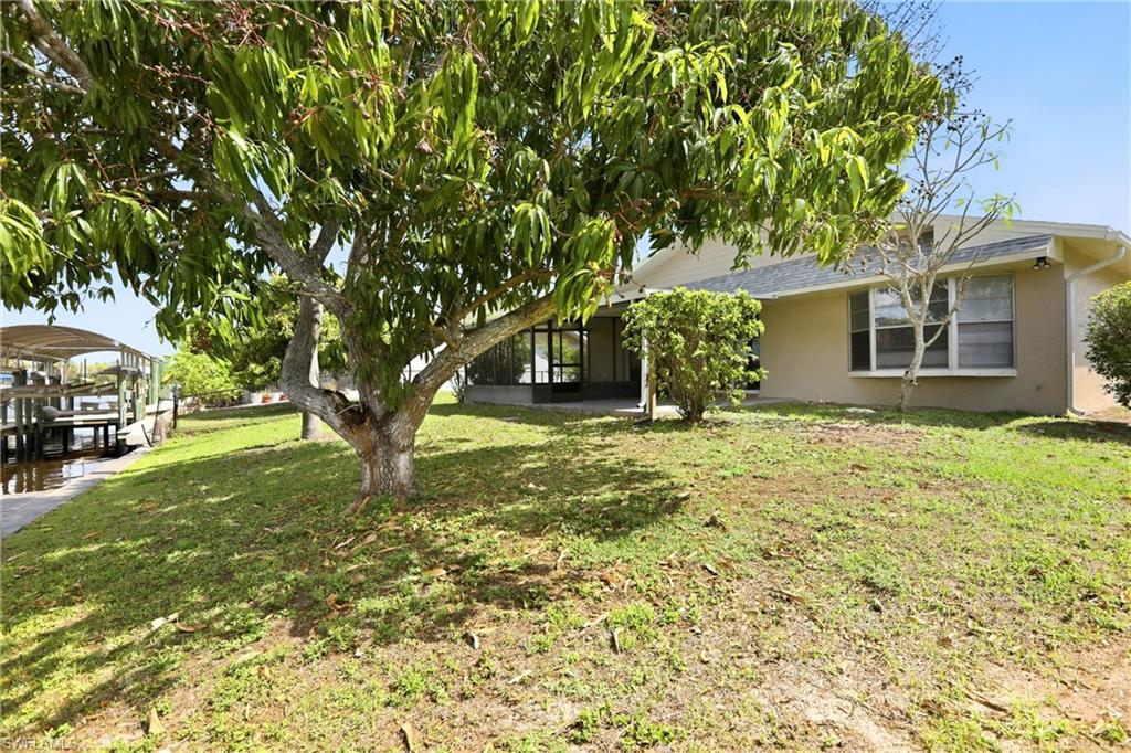 FORT MYERS SHORES - Residential