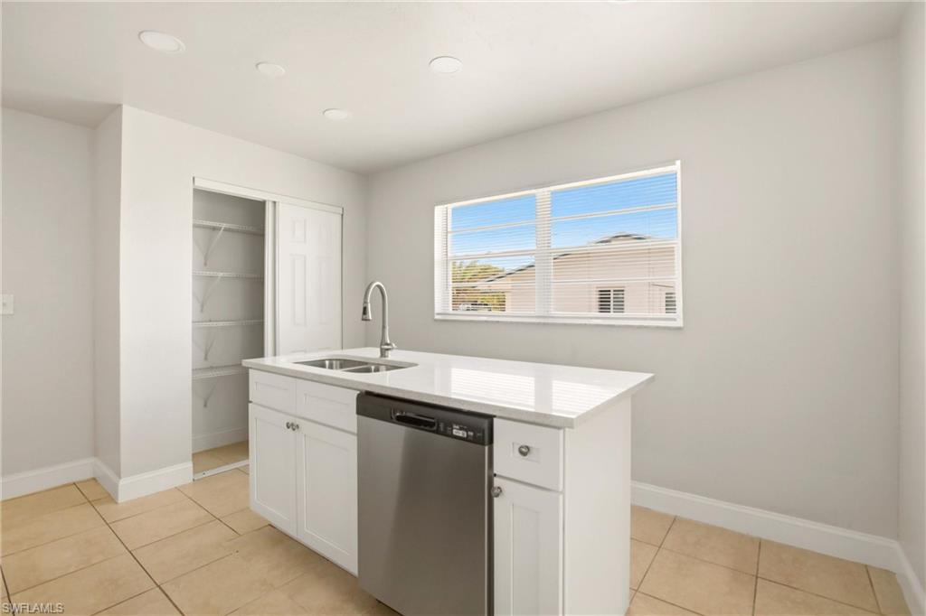 FORT MYERS SHORES - Residential